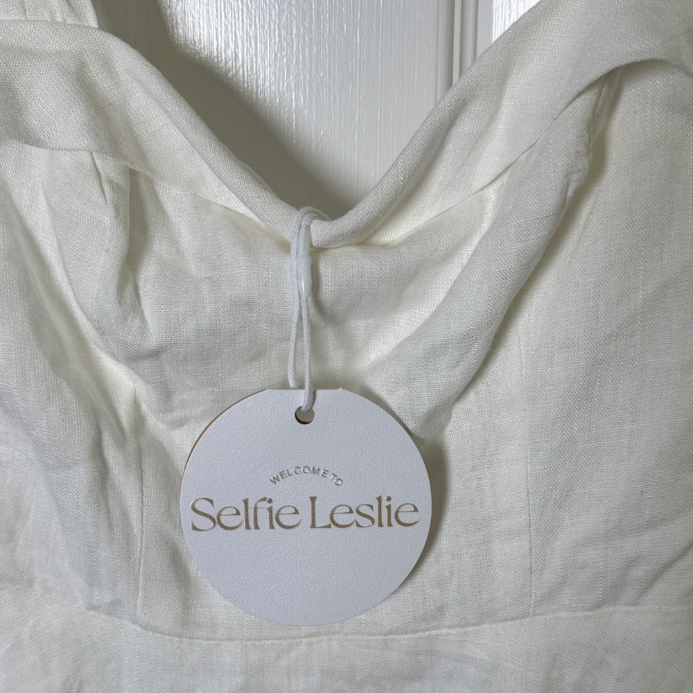 Selfie Leslie White Bow Strap Fit & Flare Dress S NWT - Picture 3 of 12